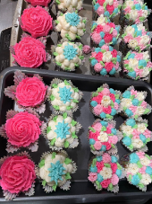 rose cake